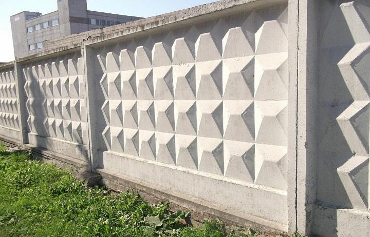 Крашенный бетонный забор (50 фото)